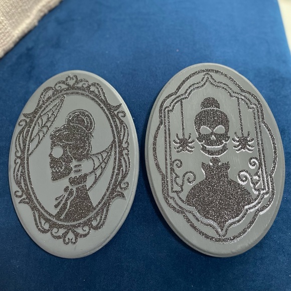 Handmade Wood Skull Decor (set of 4) - Picture 11 of 12